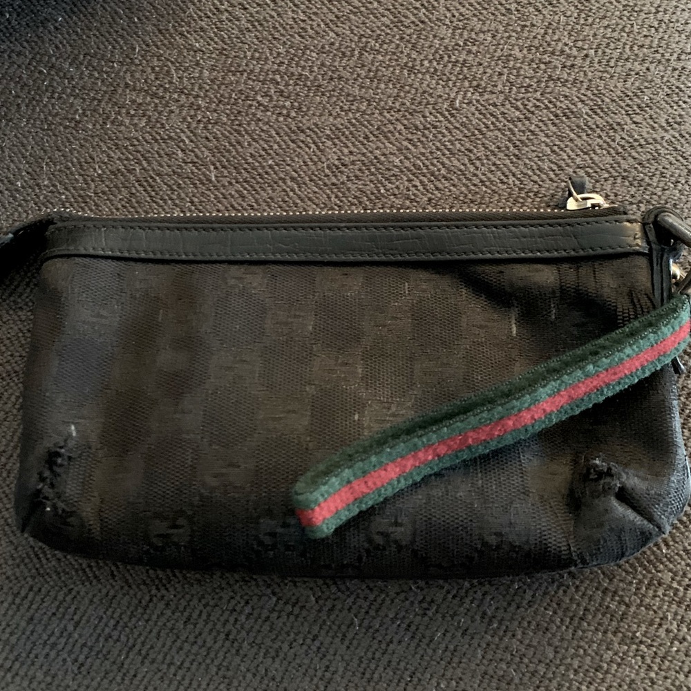 Authentic Gucci wristlet